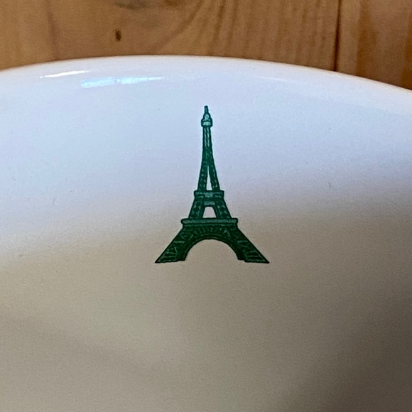 ⚡️5 for $12⚡️Paris Themed Peach 20 ounce Mug - Picture 3 of 8